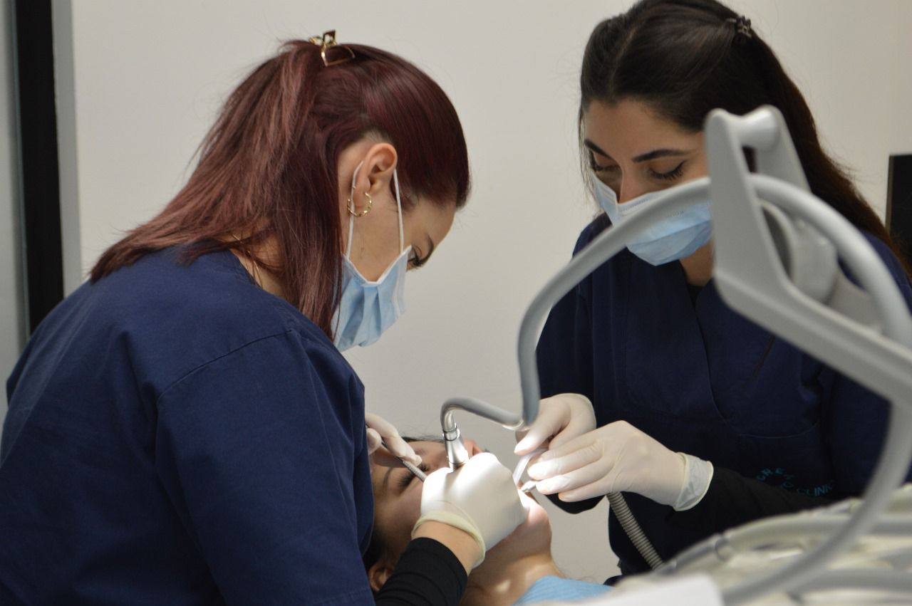 impianti dentali Albania